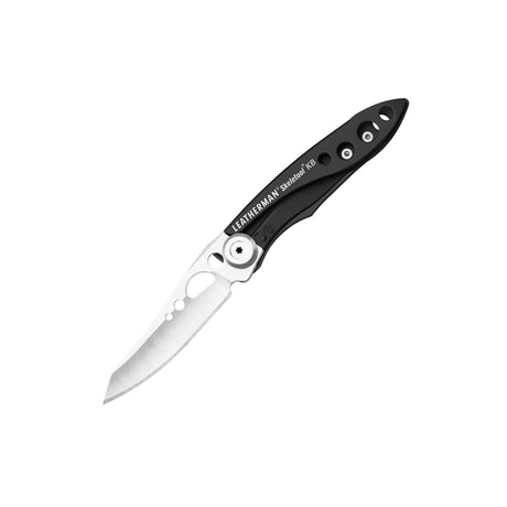Translation missing: de.Black Skeletool® KB in an open front position
