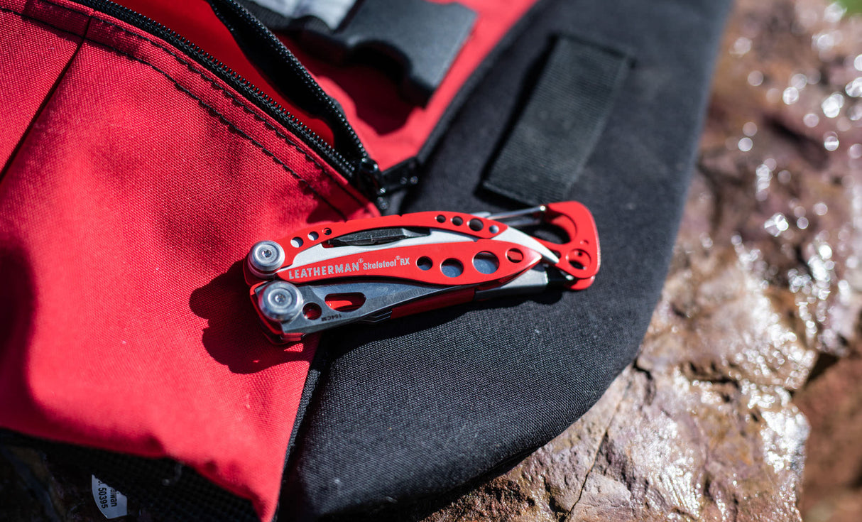 Translation missing: es.Skeletool RX on a bag