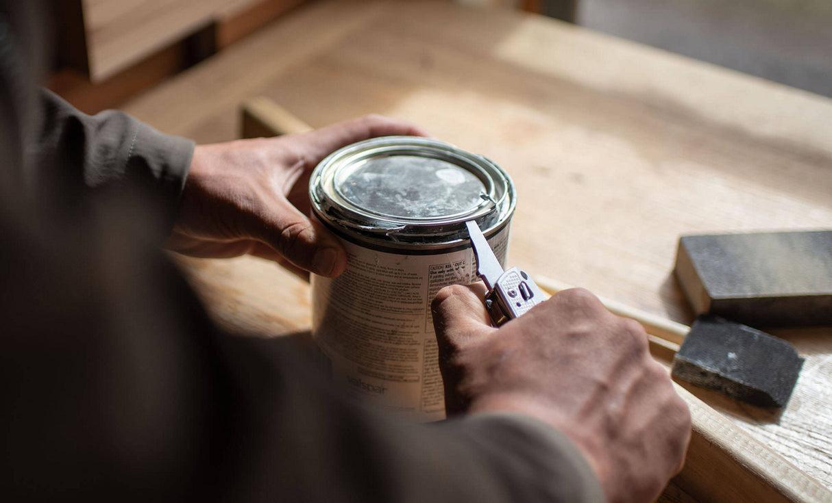 Opening a paint can with a FREE K2X pry tool