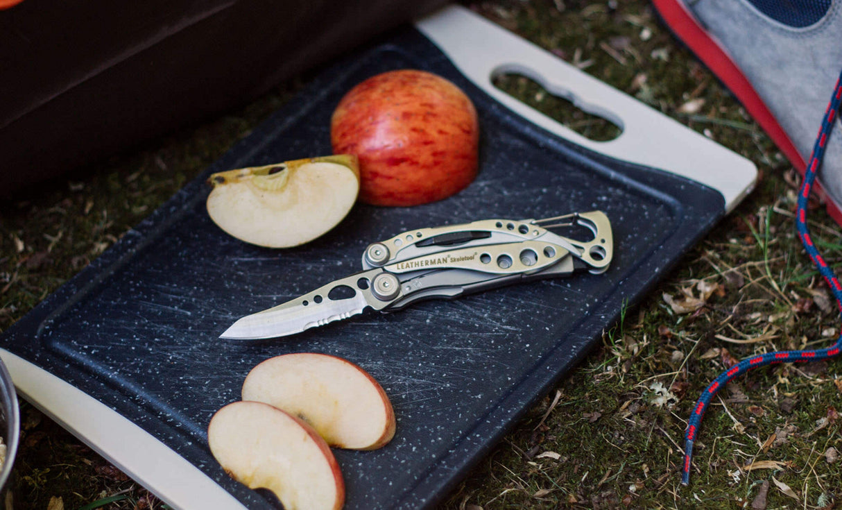 skeletool next to cut apple slices