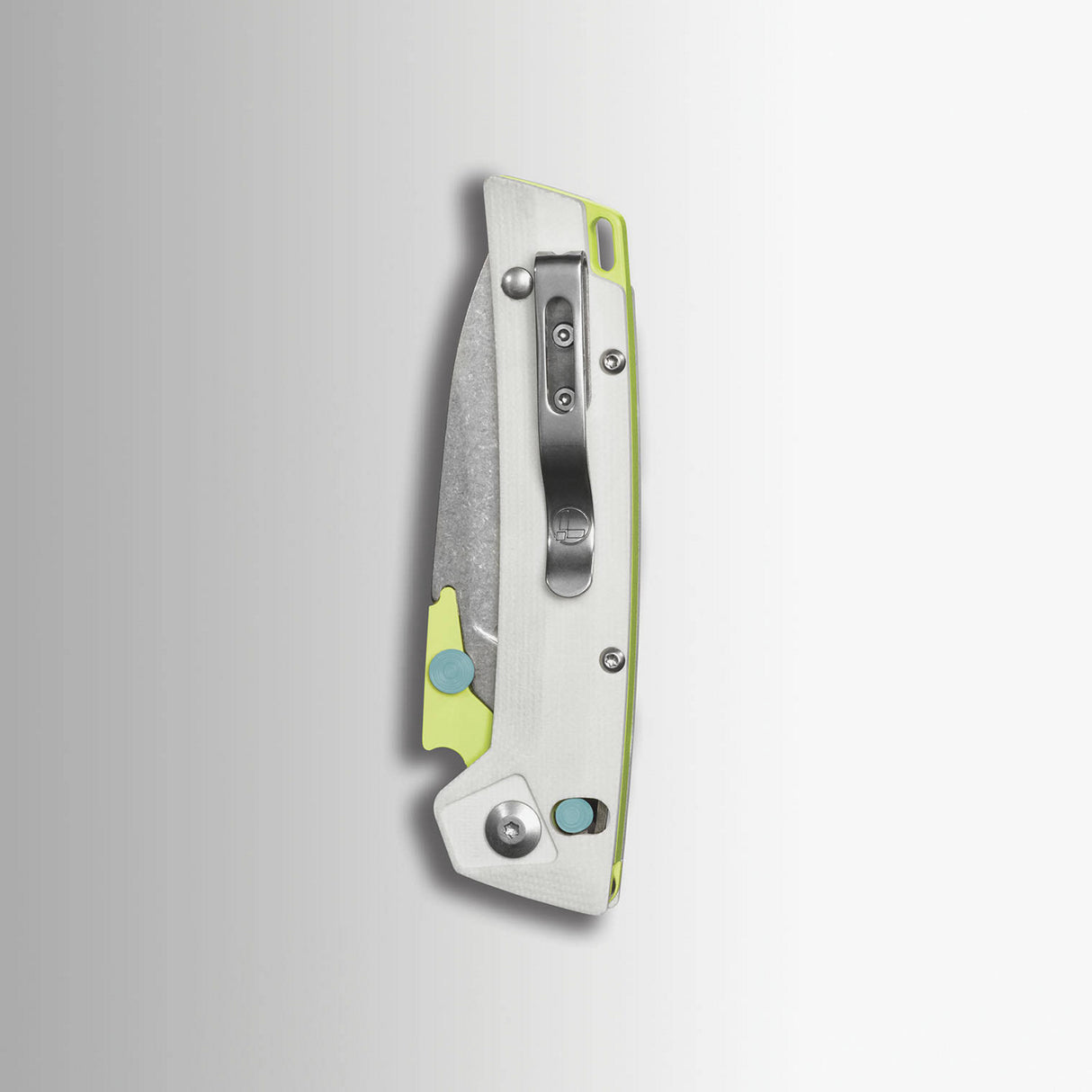 Leatherman Knife closed with pocket clip