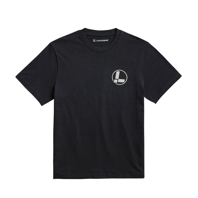 Translation missing: es.Front of the black Leatherman classic logo tee displaying the &#39;L&#39; logo