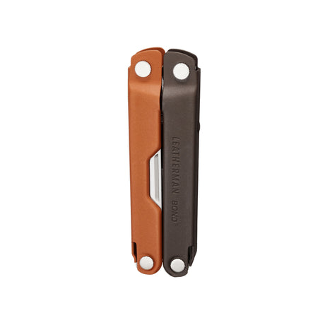 Translation missing: en.Burnt Sienna Bond front in a closed position