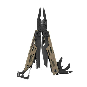 Translation missing: es.Coyote Tan Leatherman Signal® multi-tool showcasing pliers, blades, and other essential features for outdoor adventures