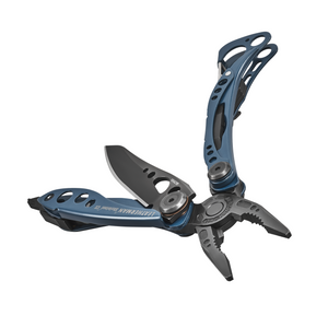 Translation missing: fr.Nocturnal Skeletool CX in a beauty position