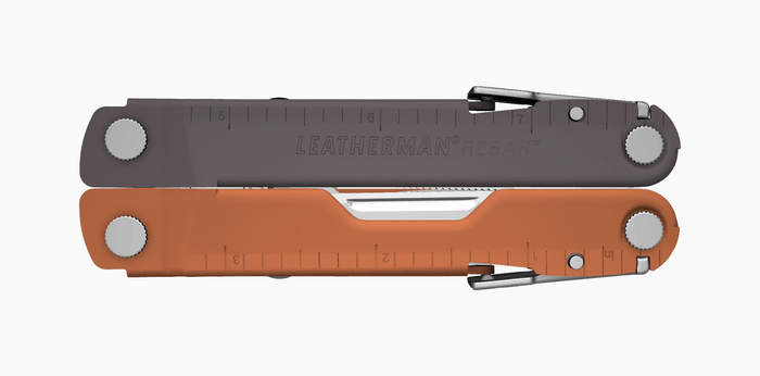 Translation missing: de.Slideshow of multiple customizations on a Burnt Sienna Rebar